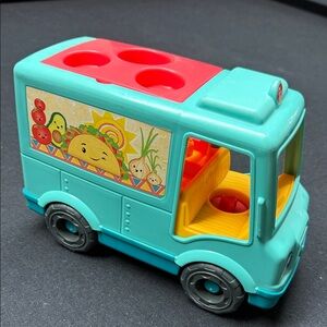 Fisher-Price Little People serve it up food truck.